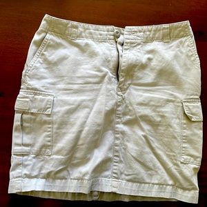 Gap Cargo skirt